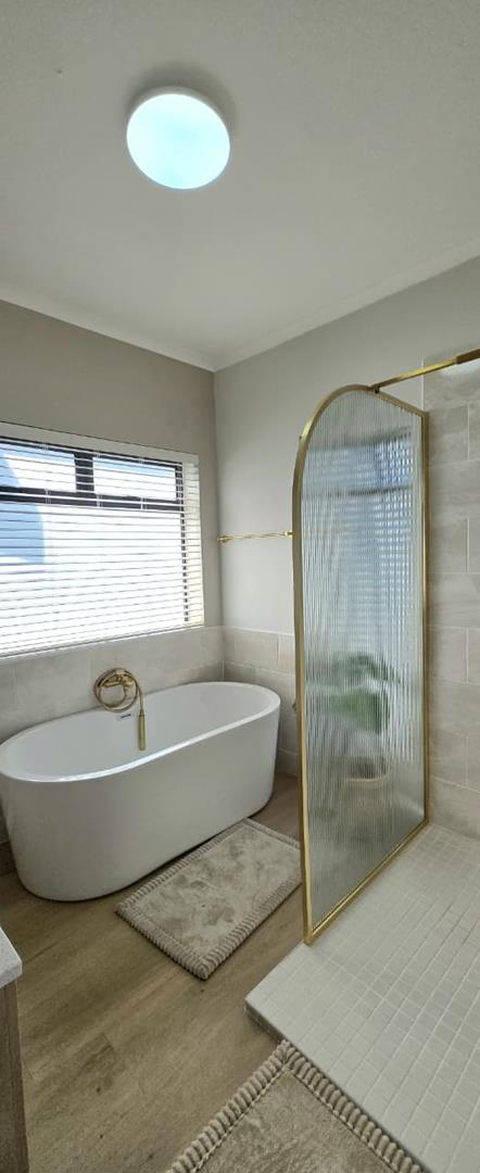 3 Bedroom Property for Sale in Kleinbaai Western Cape